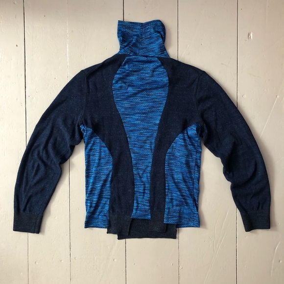 COMBINATION TURTLENECK SWEATERSHIRT - Picture 2 of 2